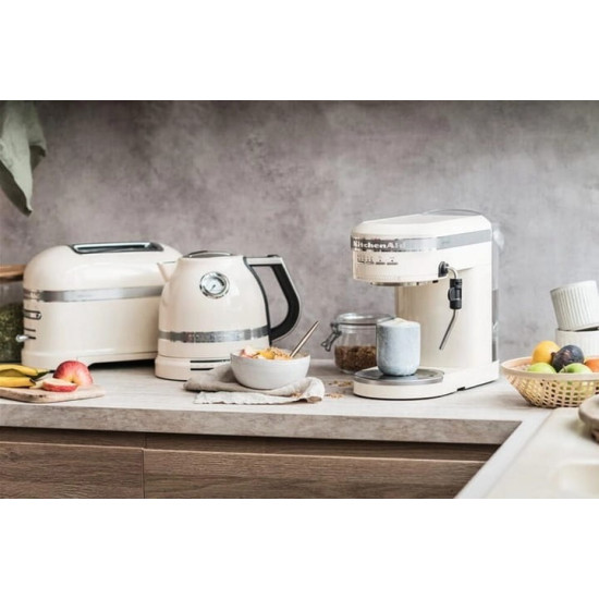 Електрочайник KitchenAid Artisan 5KEK1522EAC Creamy