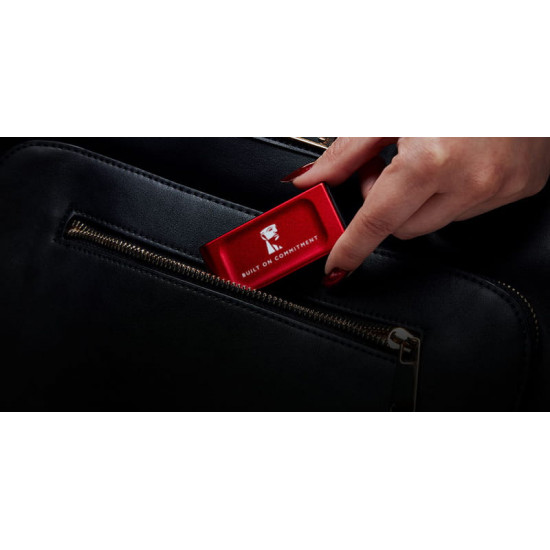 Накопичувач зовнішній SSD Portable 2ТB Kingston SXS1000 BoC Red (SXS1000R/2000GA)