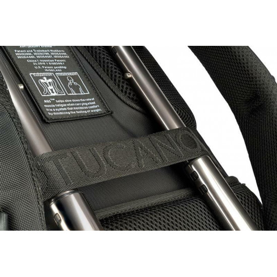 Рюкзак Tucano Terra Gravity AGS Black (BKTER15-AGS-BK) 15.6"