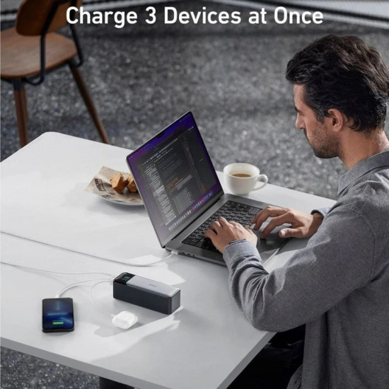 Універсальна мобільна батарея Anker PowerCore 737 GaNPrime 24000 mAh 140W Black (A1289011)