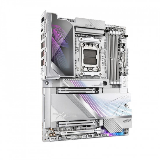 Материнська плата Gigabyte X870E Aorus Master X3D Ice Socket AM5