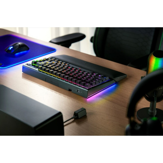 Клавіатура бездротова Razer BlackWidow V4 Pro ANSI Black (RZ03-05130100-R3M1)