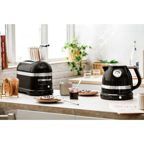 Електрочайник KitchenAid Artisan 5KEK1522EOB Black