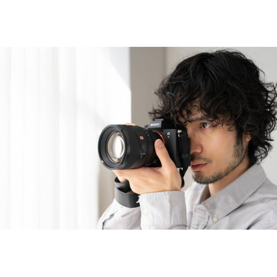 Об`єктив Sony 85mm F1.4 GM II NEX FF (SEL85F14GM2B.SYX)